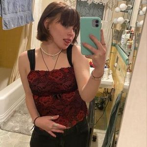 Meet your Posher, Gwenyth